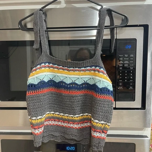 POL Colorful Knit top - Picture 2 of 3